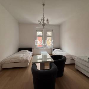 ZAGREB, CENTAR - moderan trosoban stan u strogom centru grada