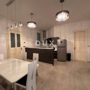 ZAGREB, CENTAR - moderan trosoban stan u strogom centru grada