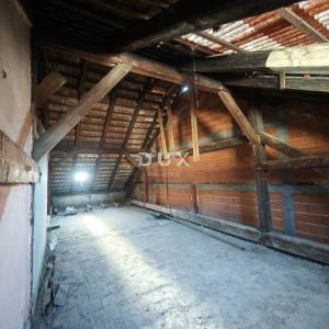 ZAGREB, CENTAR - Stan za adaptaciju u centru Zagreba