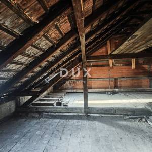 ZAGREB, CENTAR - Stan za adaptaciju u centru Zagreba