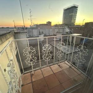 Zagreb centar, Trg bana Jelačića, dvoetažni stan, balkon, terasa