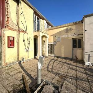 Zagreb centar, Trg bana Jelačića, dvoetažni stan, balkon, terasa