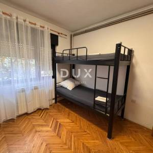 ZAGREB, DONJA DUBRAVA - dvije kuće na mirnoj lokaciji