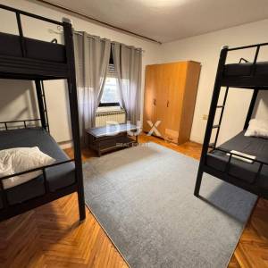 ZAGREB, DONJA DUBRAVA - dvije kuće na mirnoj lokaciji