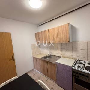 ZAGREB, DONJA DUBRAVA - dvije kuće na mirnoj lokaciji