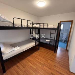 ZAGREB, DONJA DUBRAVA - dvije kuće na mirnoj lokaciji