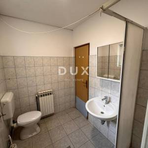 ZAGREB, DONJA DUBRAVA - dvije kuće na mirnoj lokaciji