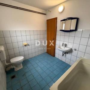 ZAGREB, DONJA DUBRAVA - dvije kuće na mirnoj lokaciji