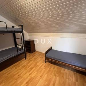 ZAGREB, DONJA DUBRAVA - dvije kuće na mirnoj lokaciji