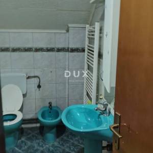 ZAGREB, DONJA DUBRAVA - Obiteljska kuća