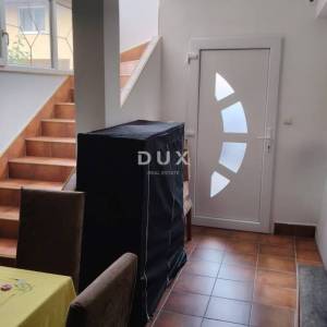 ZAGREB, DONJA DUBRAVA - Obiteljska kuća