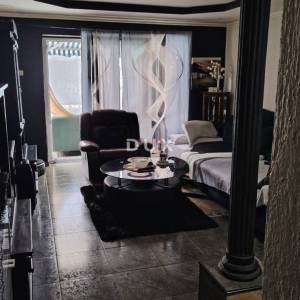 ZAGREB, DONJA DUBRAVA - Obiteljska kuća