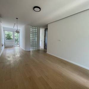 Zagreb-Donji grad,2S stan 48m2, novoadaptiran, odlična lokacija