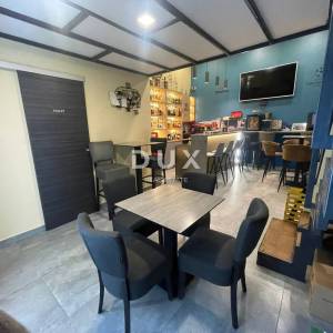 ZAGREB, DUBRAVA - Uhodani caffe bar s galerijom i terasom – Mogućnost prenamjene