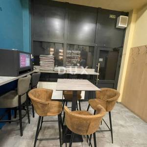 ZAGREB, DUBRAVA - Uhodani caffe bar s galerijom i terasom – Mogućnost prenamjene