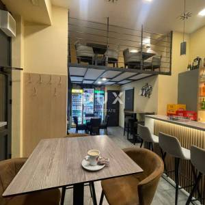 ZAGREB, DUBRAVA - Uhodani caffe bar s galerijom i terasom – Mogućnost prenamjene