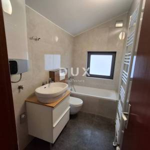 ZAGREB, GORNJE VRAPČE - Obiteljska kuća s panoramskim pogledom na Zagreb