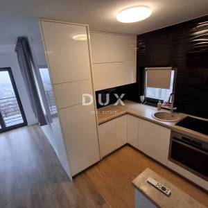 ZAGREB, GORNJE VRAPČE - Obiteljska kuća s panoramskim pogledom na Zagreb