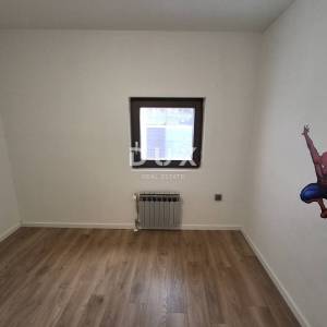 ZAGREB, GORNJE VRAPČE - Obiteljska kuća s panoramskim pogledom na Zagreb