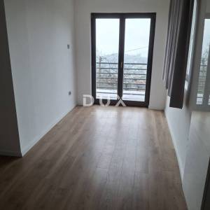 ZAGREB, GORNJE VRAPČE - Obiteljska kuća s panoramskim pogledom na Zagreb