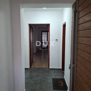 ZAGREB, GORNJE VRAPČE - Obiteljska kuća s panoramskim pogledom na Zagreb