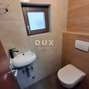 ZAGREB, GORNJE VRAPČE - Obiteljska kuća s panoramskim pogledom na Zagreb