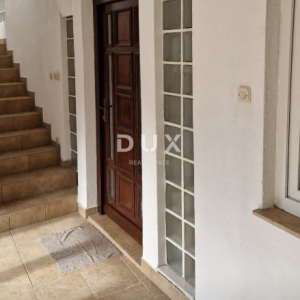 ZAGREB, MAKSIMIR - prostrana kuća na odličnoj lokaciji