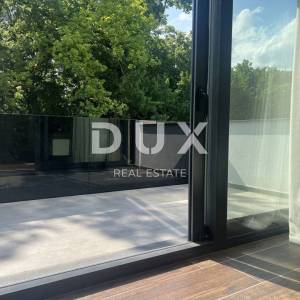 ZAGREB, MAKSIMIR - Vila vrhunske gradnje i dizajna – prvi red do šume Maksimir!