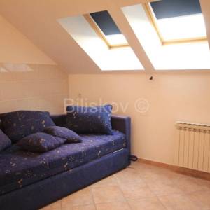 Zagreb, Malešnica,ulica Ante Topića Mimare, trosoban ured