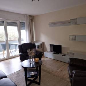 Zagreb-Miramarska, 2-sob. stan 55m2, 1.kat/lift, blizina svih sadržaja