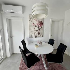 Zagreb-Rudeš, novouređen stan sa spremištem, 38m2, 2. kat