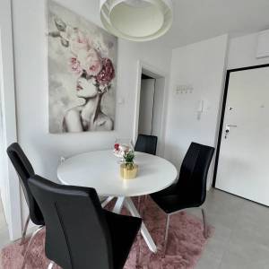 Zagreb-Rudeš, novouređen stan sa spremištem, 38m2, 2. kat