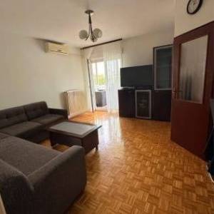 Zagreb-Špansko, 2-soban stan 57m2 + spremište, toplana, lift