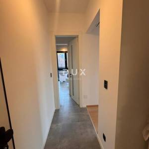 ZAGREB, SREBRNJAK - moderan trosoban stan na odličnoj lokaciji