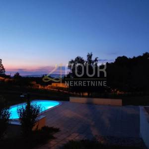 Zagreb, Starjak, obiteljska kuća s bazenom, garažom i velikom okućnicom