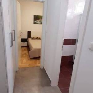 Zagreb-Stenjevec, 2S stan 45m2, vpm, spremište, (dobrodošao manji pas)