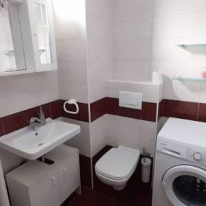 Zagreb-Stenjevec, 2S stan 45m2, vpm, spremište, (dobrodošao manji pas)