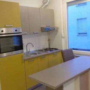 Zagreb-Stenjevec, 2S stan 45m2, vpm, spremište, (dobrodošao manji pas)