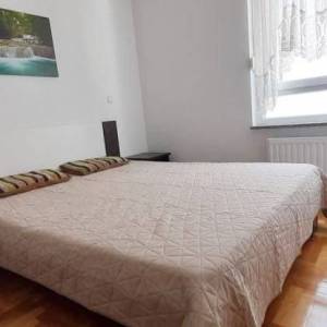 Zagreb-Stenjevec, 2S stan 45m2, vpm, spremište, (dobrodošao manji pas)