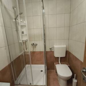 Zagreb-Trešnjevka,  2S stan na 1. katu zgrade s liftom, 40m2, parking