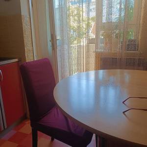 Zagreb-Trešnjevka, 3-sobni stan sa spremištem, 62m2, 1.kat