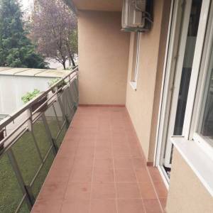 Zagreb-Trešnjevka, namješten 2-sobni stan 52m2, visoko prizemlje