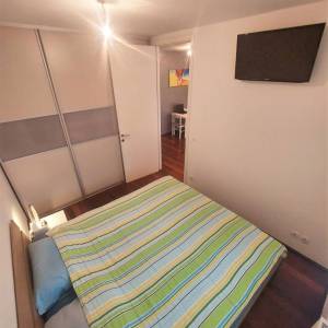 Zagreb-Trešnjevka, namješten 2-sobni stan 52m2, visoko prizemlje