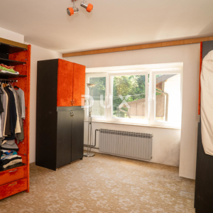 ZAGREB, TUŠKANAC - Obiteljska kuća u mirnom i zelenom okruženju