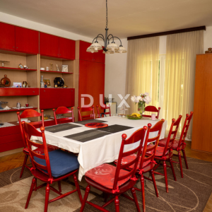 ZAGREB, TUŠKANAC - Obiteljska kuća u mirnom i zelenom okruženju