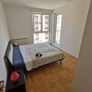 Zagreb-Vrapče, 3.5S stan NKP 78m2 sa spremištem, blizina svih sadržaja