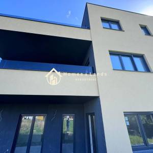 Zagreb,Kraljevački Novaki,5-soban 124m2 s velikim vrtom,terasom +PM