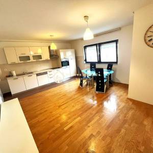 Zagreb,Sesvetski Kraljevec,3-S stan 61,45m2 s spremištem i parkingom