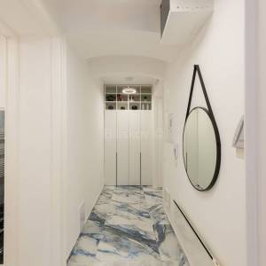 Zakup, Rijeka, Centar, luksuzni poslovni prostor, u zgradi