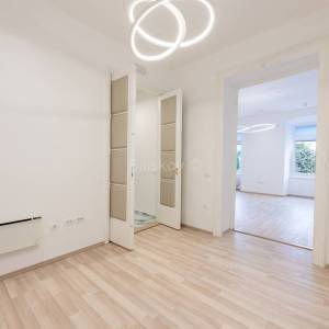 Zakup, Rijeka, Centar, luksuzni poslovni prostor, u zgradi